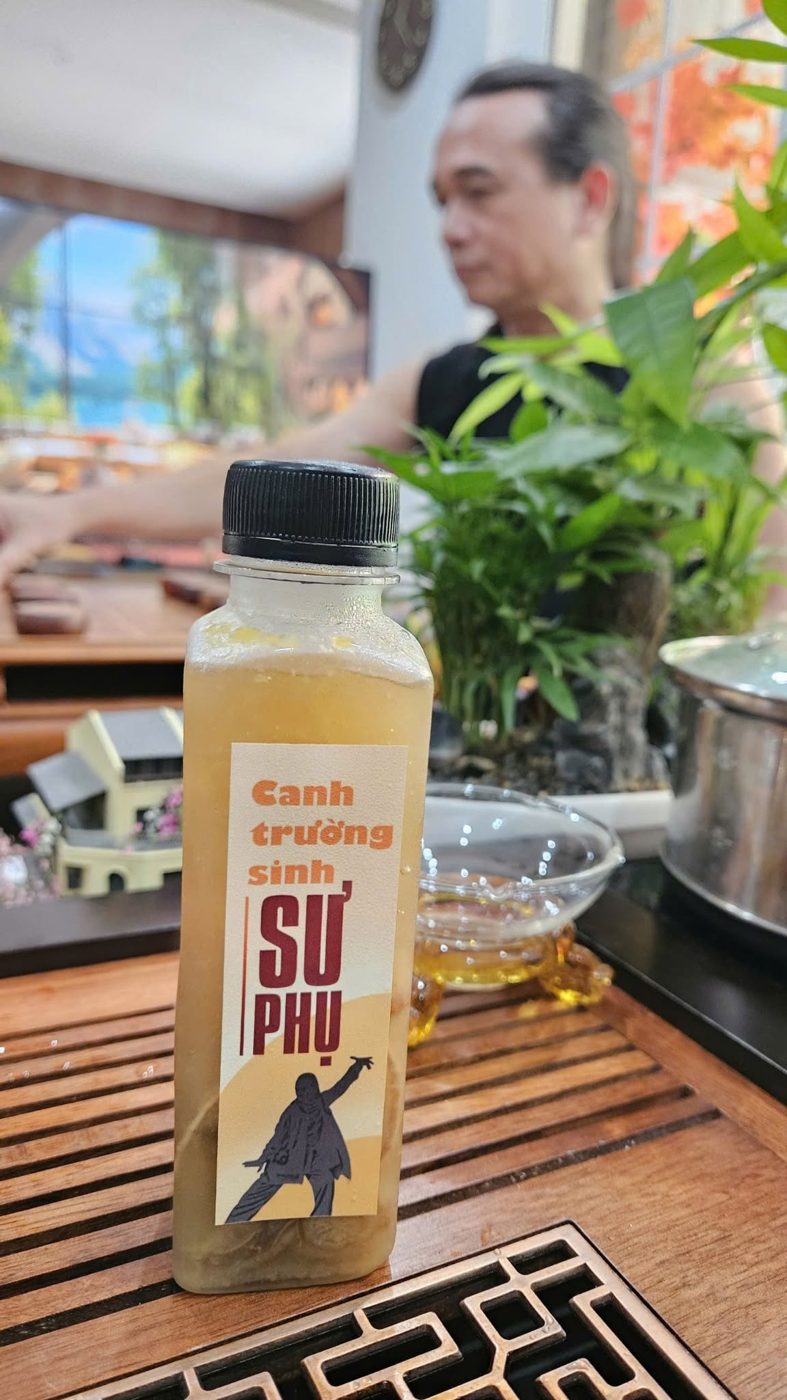 Chai Canh trường sinh Sư Phụ